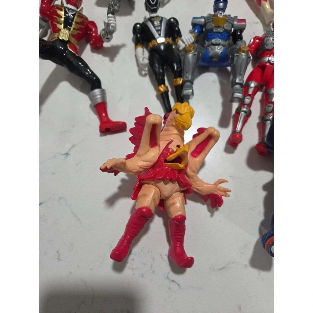 Power Rangers Action Figures Lot Mix Of 17